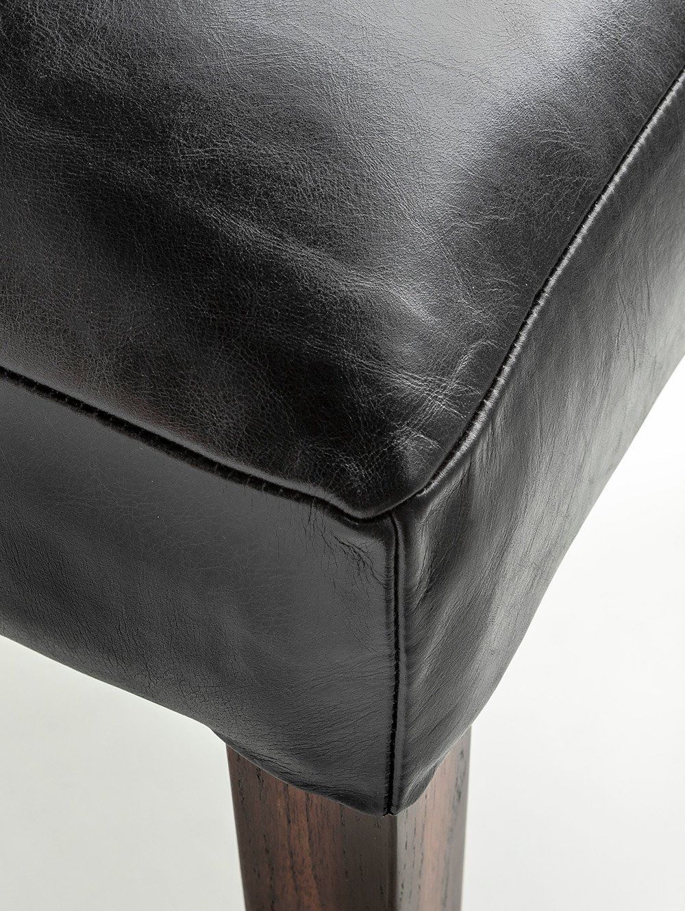 SILLA TORINO CUERO NEGRO