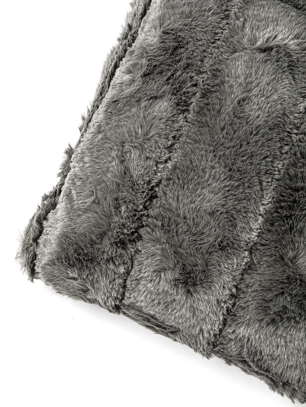 ALMOHADON CAMBOYA GRIS OSCURO 47 X 47