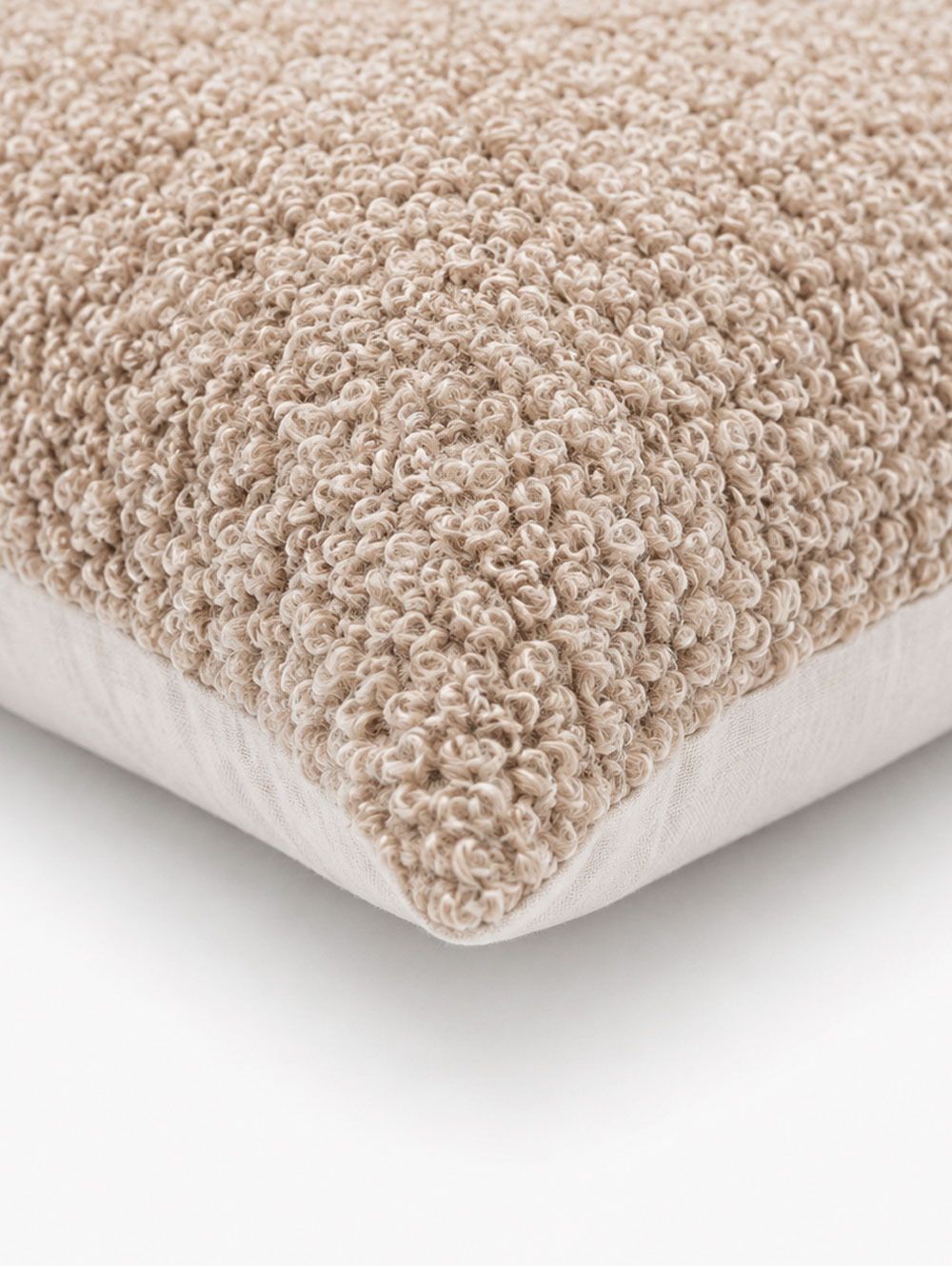 ALMOHADON TEDDY BEIGE 45X45