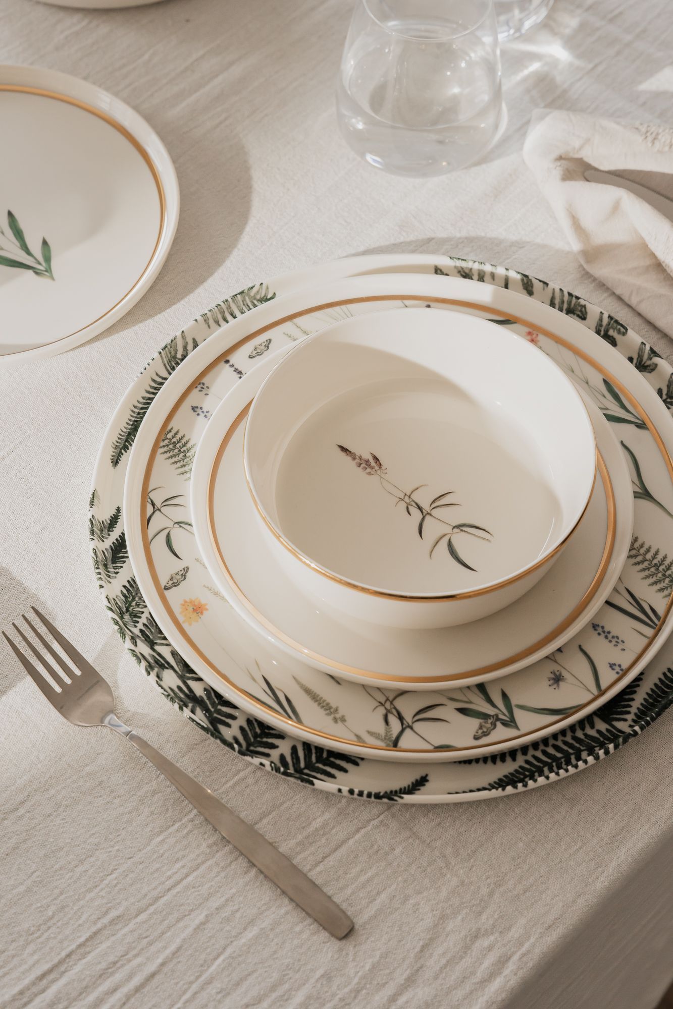 BOWL BOTANICAL GOLD 16 CM