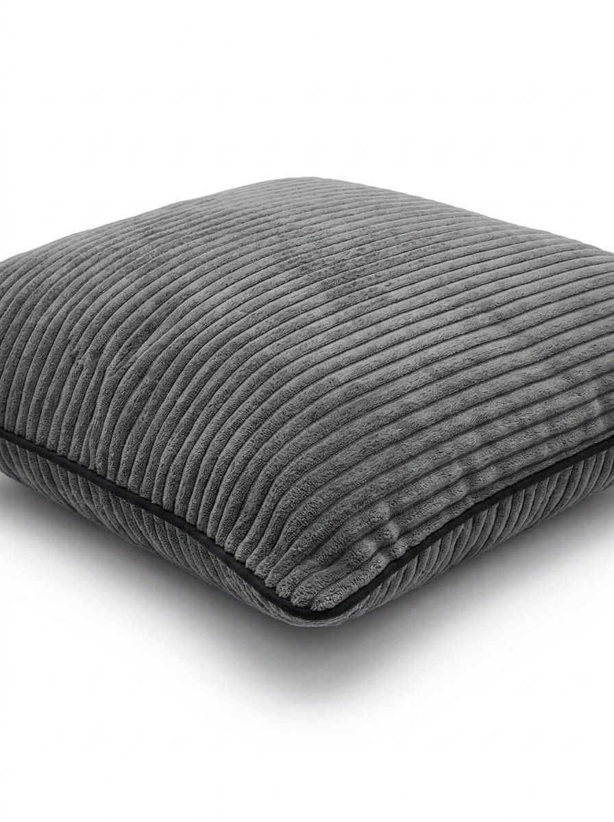 ALMOHADON HYPER NEGRO CON VIVO 45X45