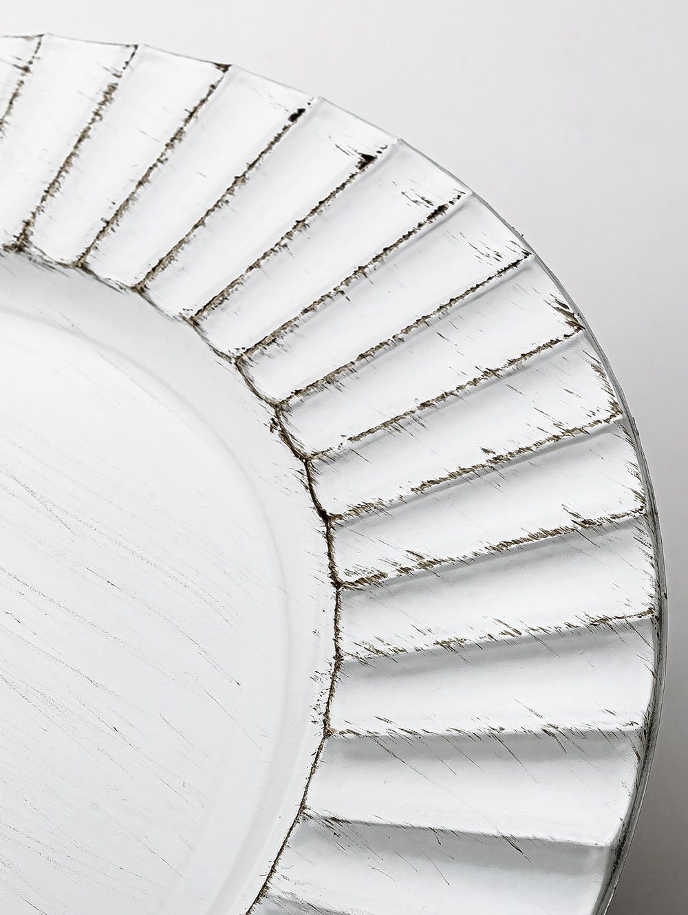 PLATO DE SITIO RUFFLED WHITE