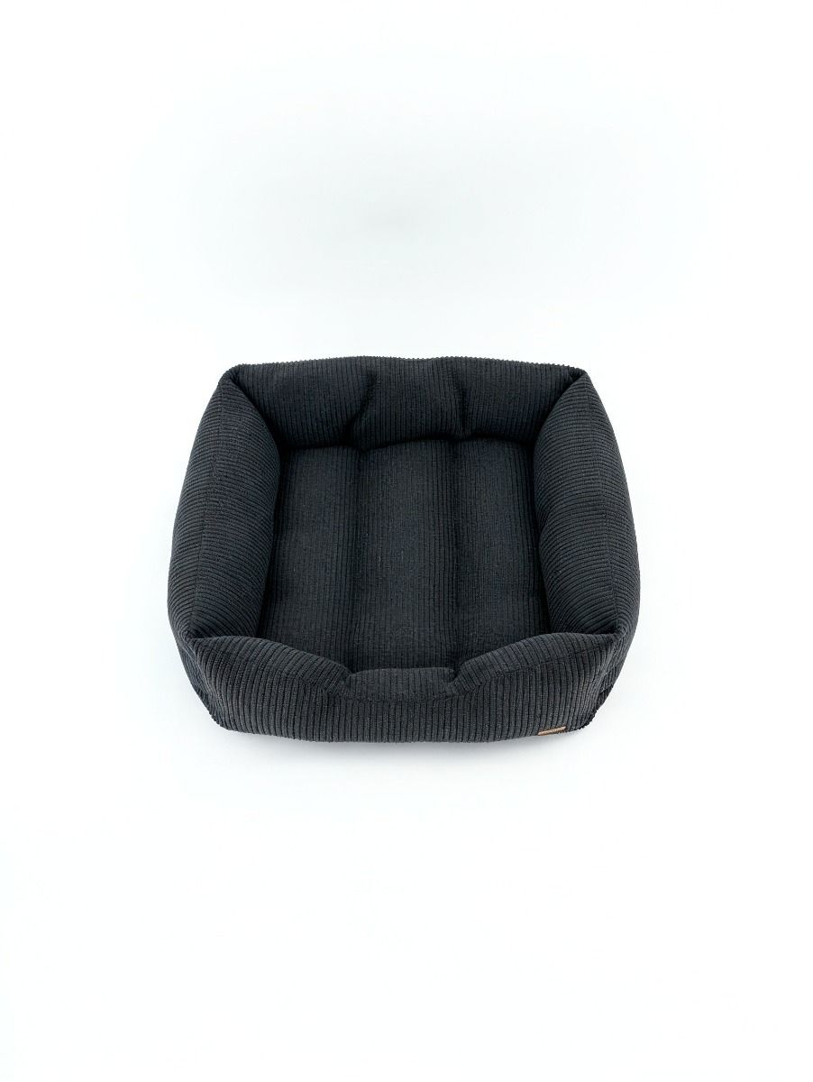 CAMA PARA MASCOTAS HYPER BLACK SMALL